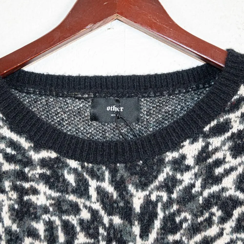 Other UK Rock n Roll Clothing Leopard Crew Sweater distressed sz M